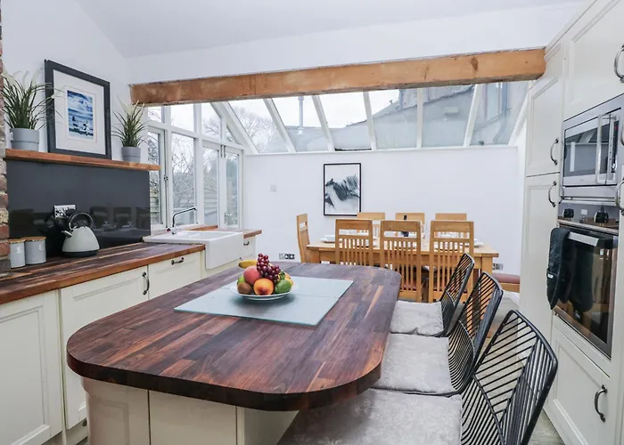 No 2 The Flags Grange-over-Sands