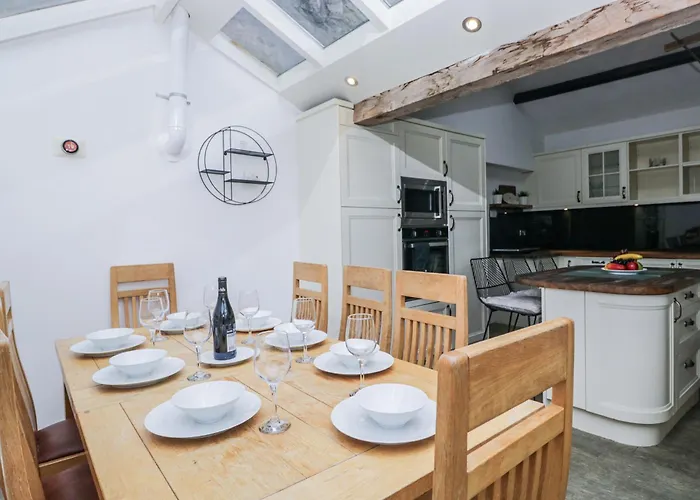 No 2 The Flags * Grange-over-Sands