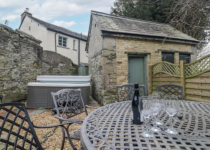 No 2 The Flags * Грейндж-овер-Сандс